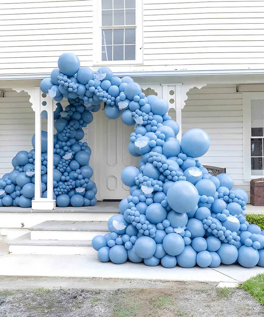 Top 30 Balloon Decorating Ideas 26 Balloon Drop