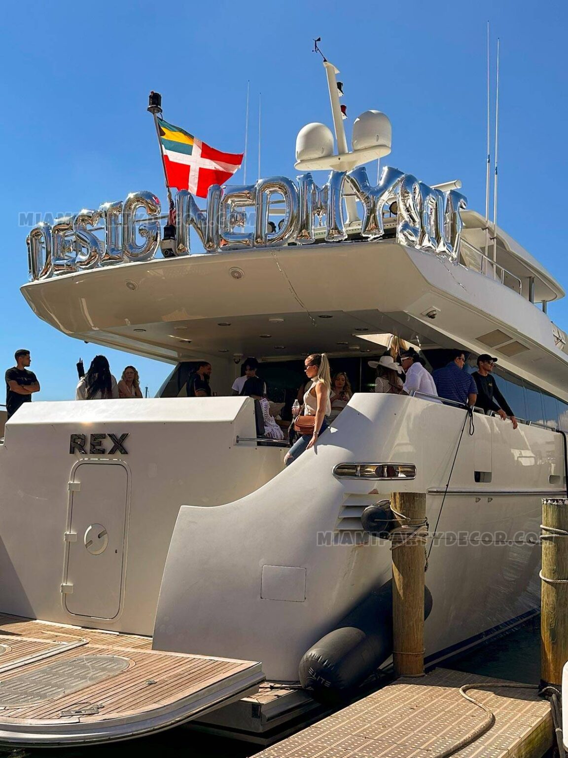 Luxurious Wedding Yacht Party Decor