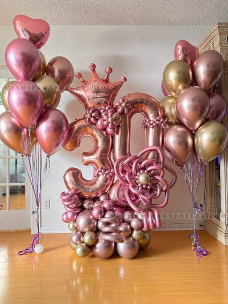 30 Birthday Balloons Sculpture