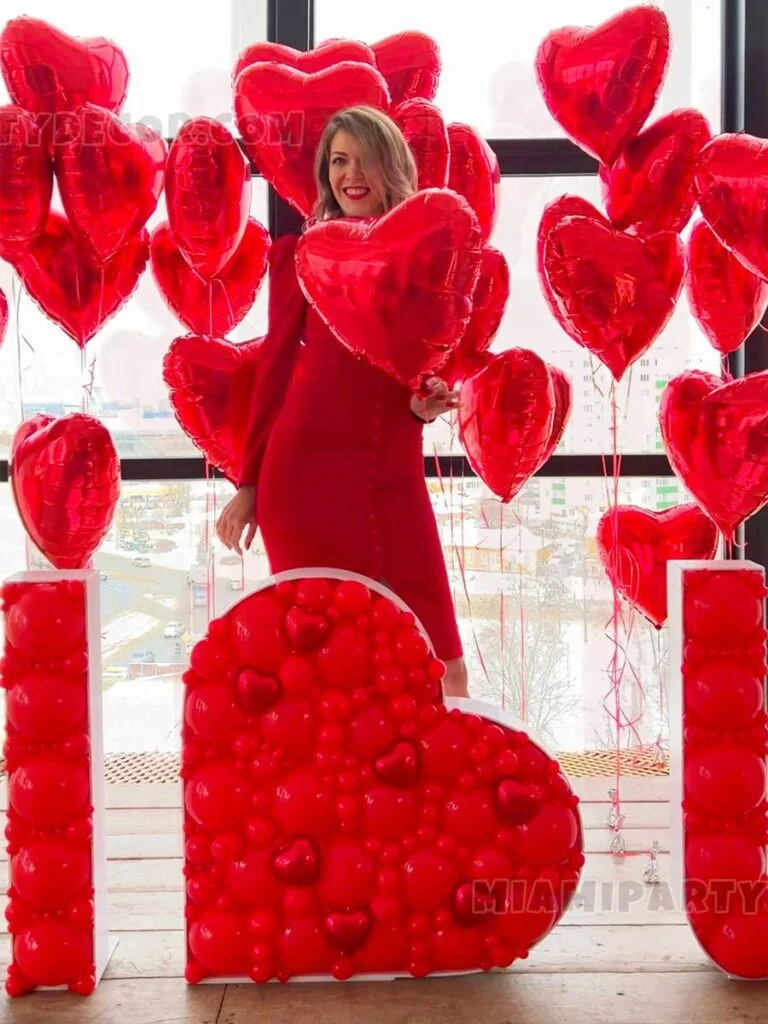 Classic Valentine's Balloons Decor - Image 2