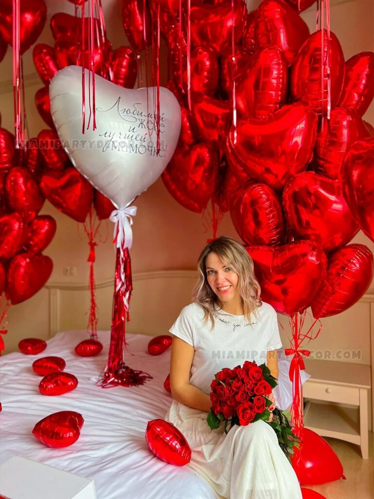 Balloon Decoration In A Room - Image 4