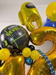Among Us Balloon Sculpture gallery image 2