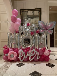 Best Mom Ever Balloon Sculpture Setup