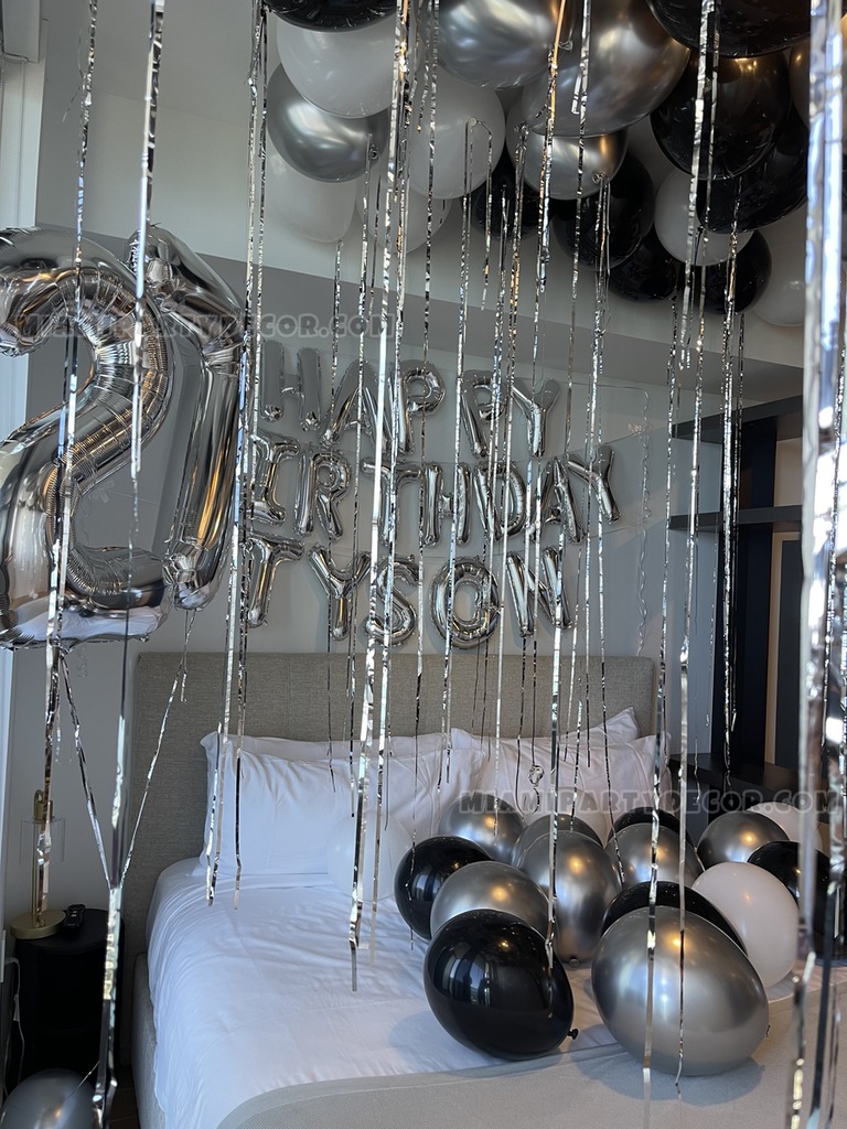 Black Silver 27th Birthday Room Balloon Decor Setup gallery image 3