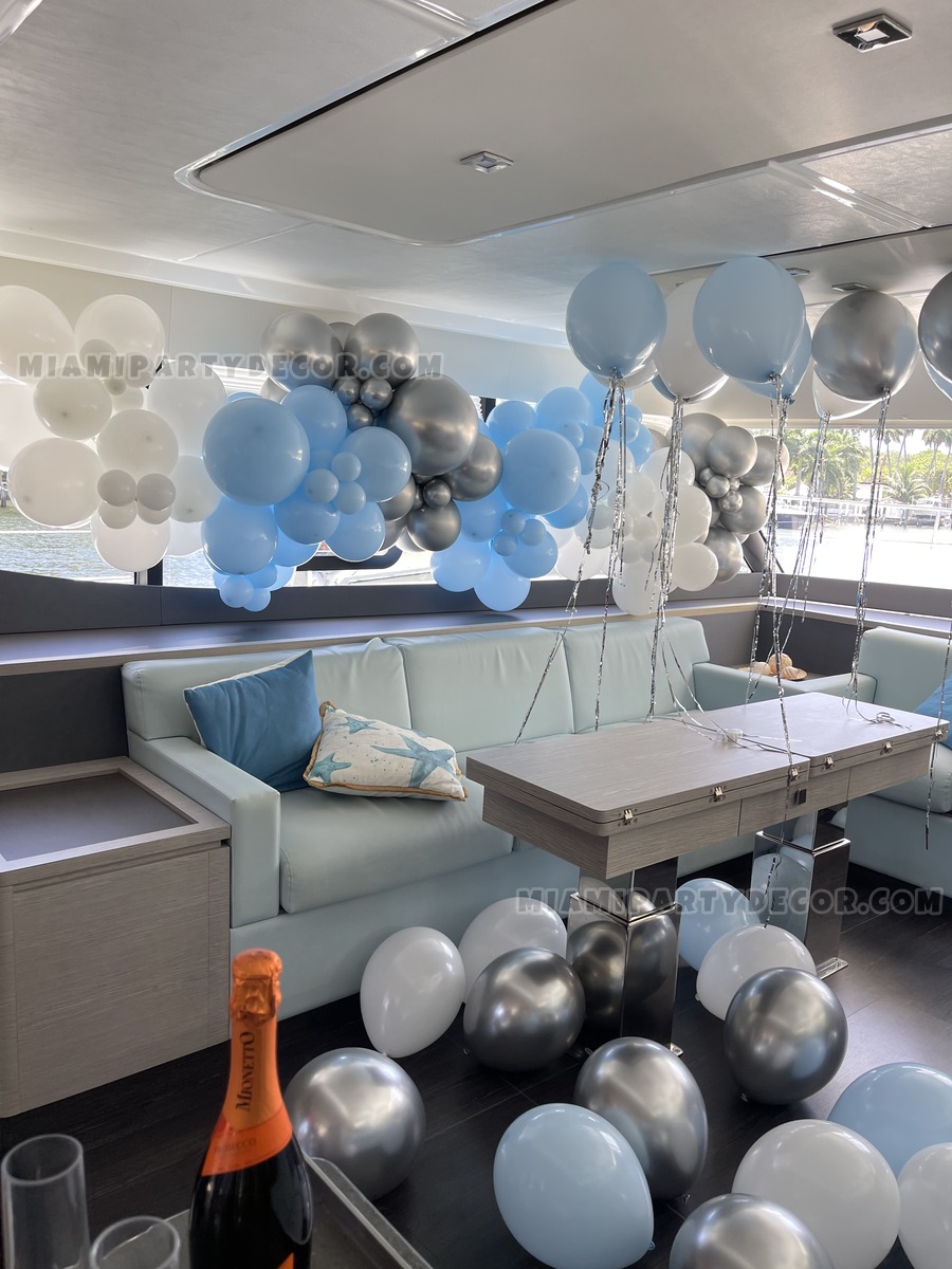 Boat Balloon Decoration