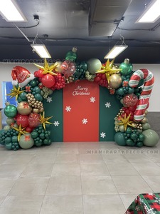 Christmas Balloon Garland Backdrop