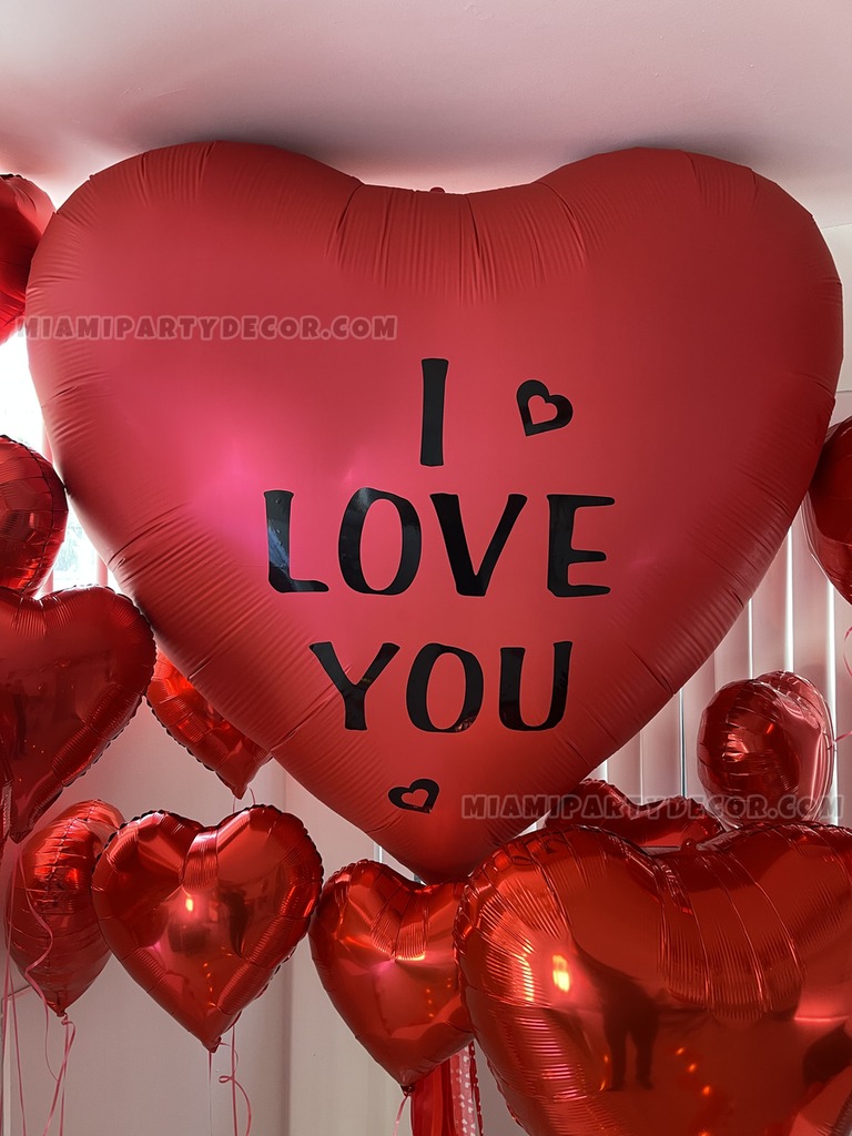 I Love You Heart Balloon Room Decor Setup gallery image 5