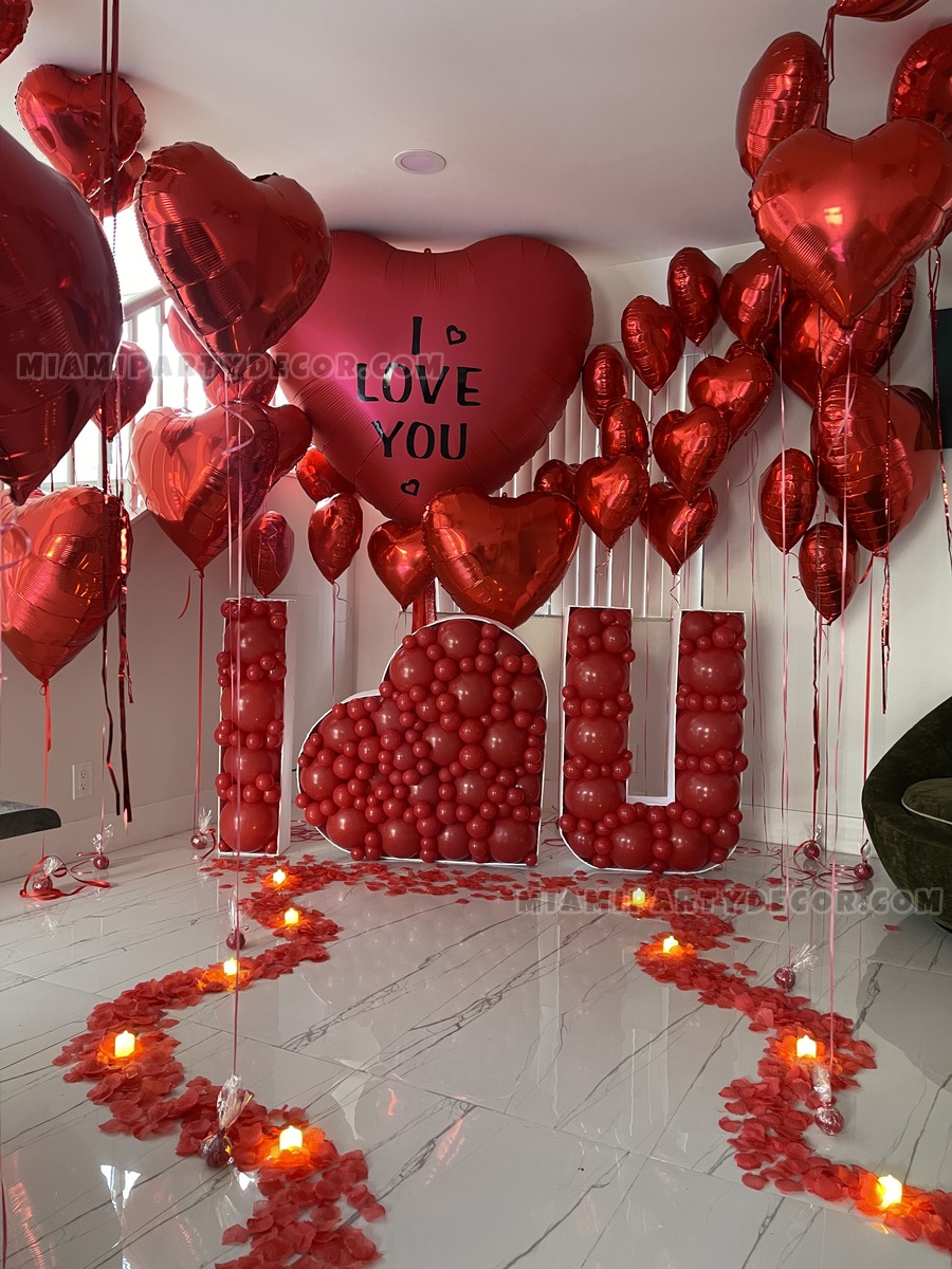 Valentine Room Balloon Decor