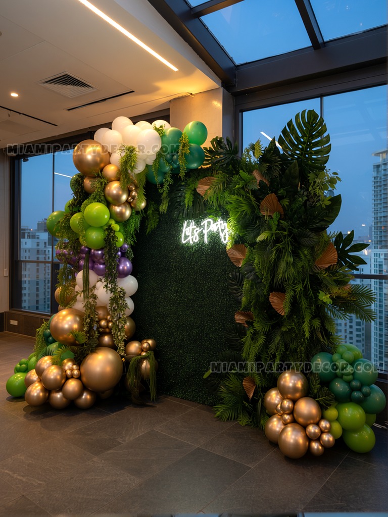 Jungle Grass Wall Backdrop with Balloon Garland