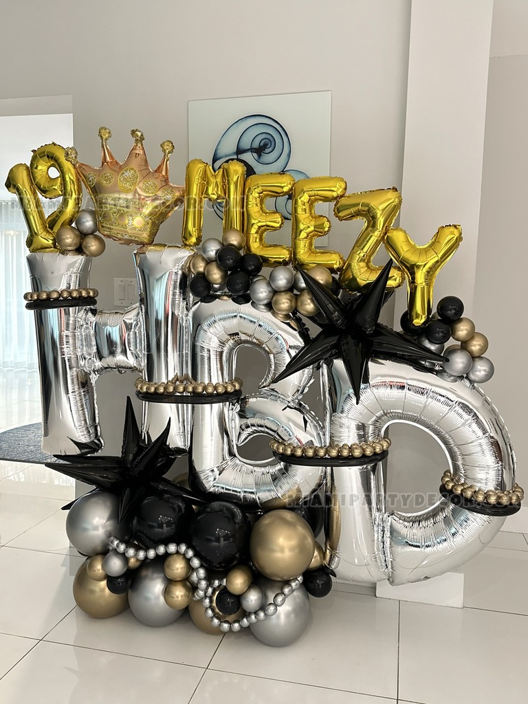 Metallic 19th Birthday Balloon Sculpture gallery image 3