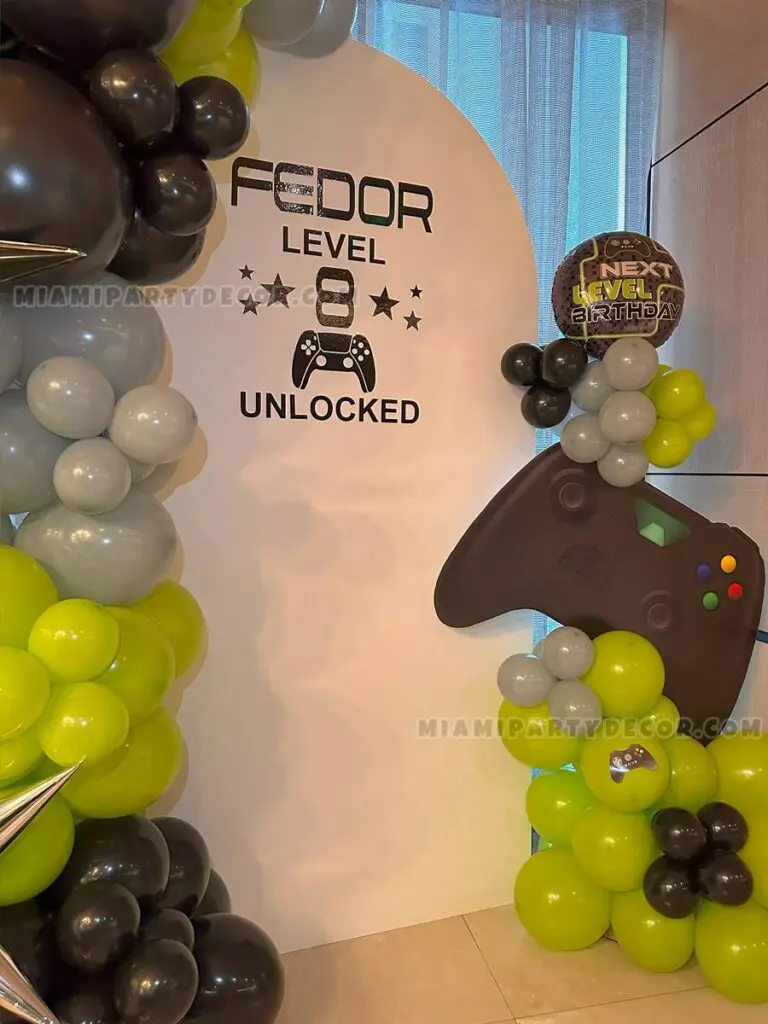Video Game Party Decorations Backdrop in Miami image 2