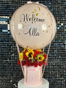 Balloon And Flower Bouquet in Miami for Welcome Gifts image 2