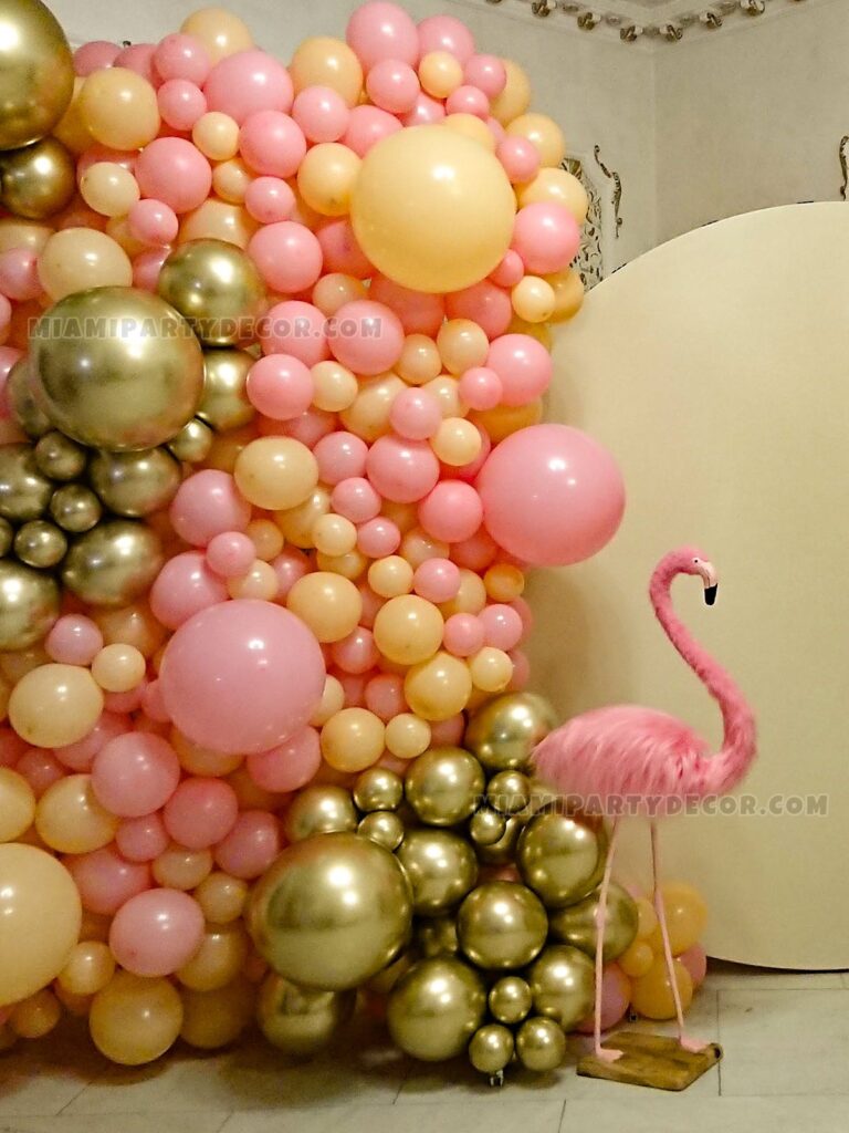 Flamingo Birthday Party – Balloon Wall in Miami image 2