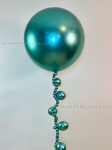 Helium Balloons Bouquet in Miami with Chrome Colors image 4