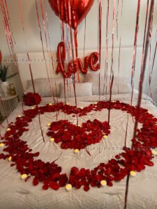 Romantic Hotel Room Decoration Ideas in Miami image 4