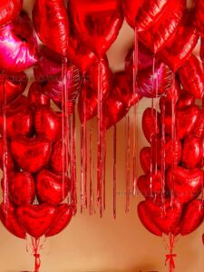 Elegant Love Story – Romance Room Decor in Miami image 3
