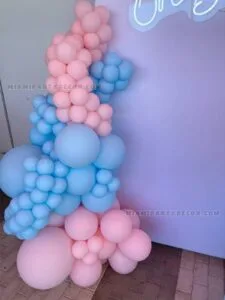 Backdrop Gender Reveal in Miami with Oh Baby Neon image 3