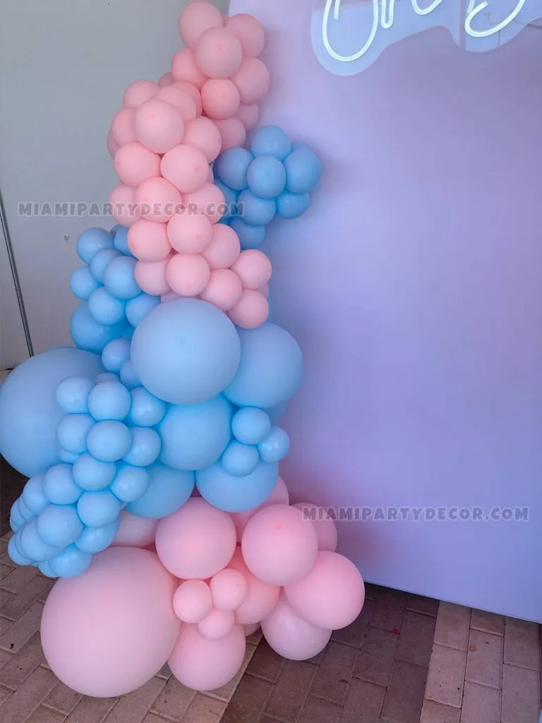 Backdrop Gender Reveal in Miami with Oh Baby Neon image 3