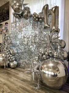 Shimmer Wall Backdrop in Miami for Birthday Events image 2