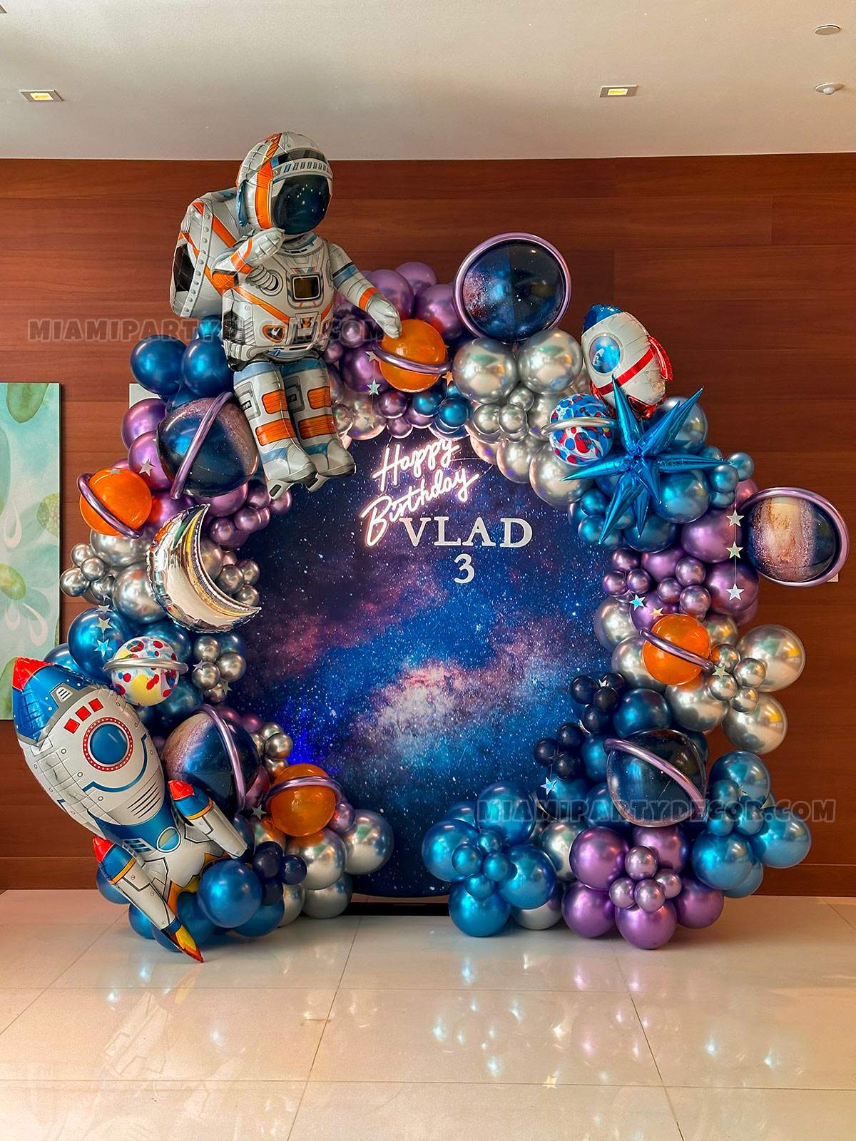 Outer Space Birthday – Backdrop in Miami image 1