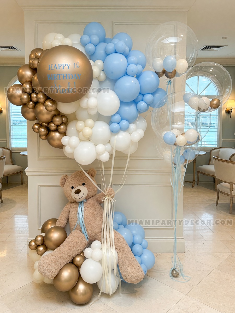 teddy-bear-birthday-balloon-sculpture