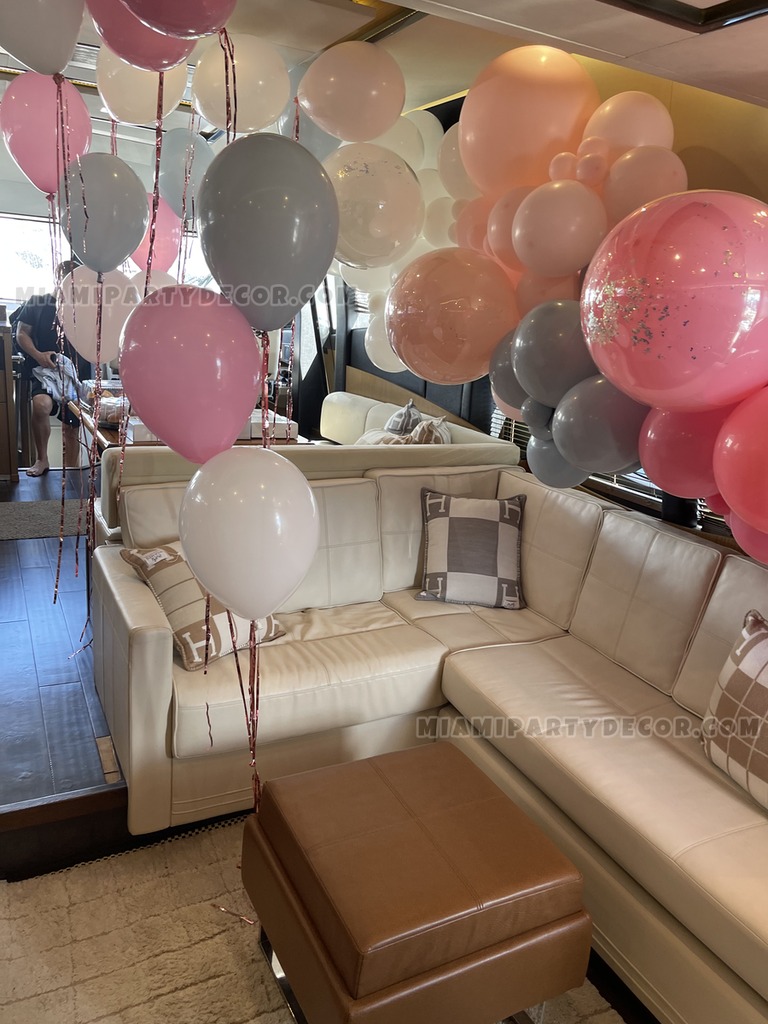 Yacht Birthday Balloon Setup gallery image 3